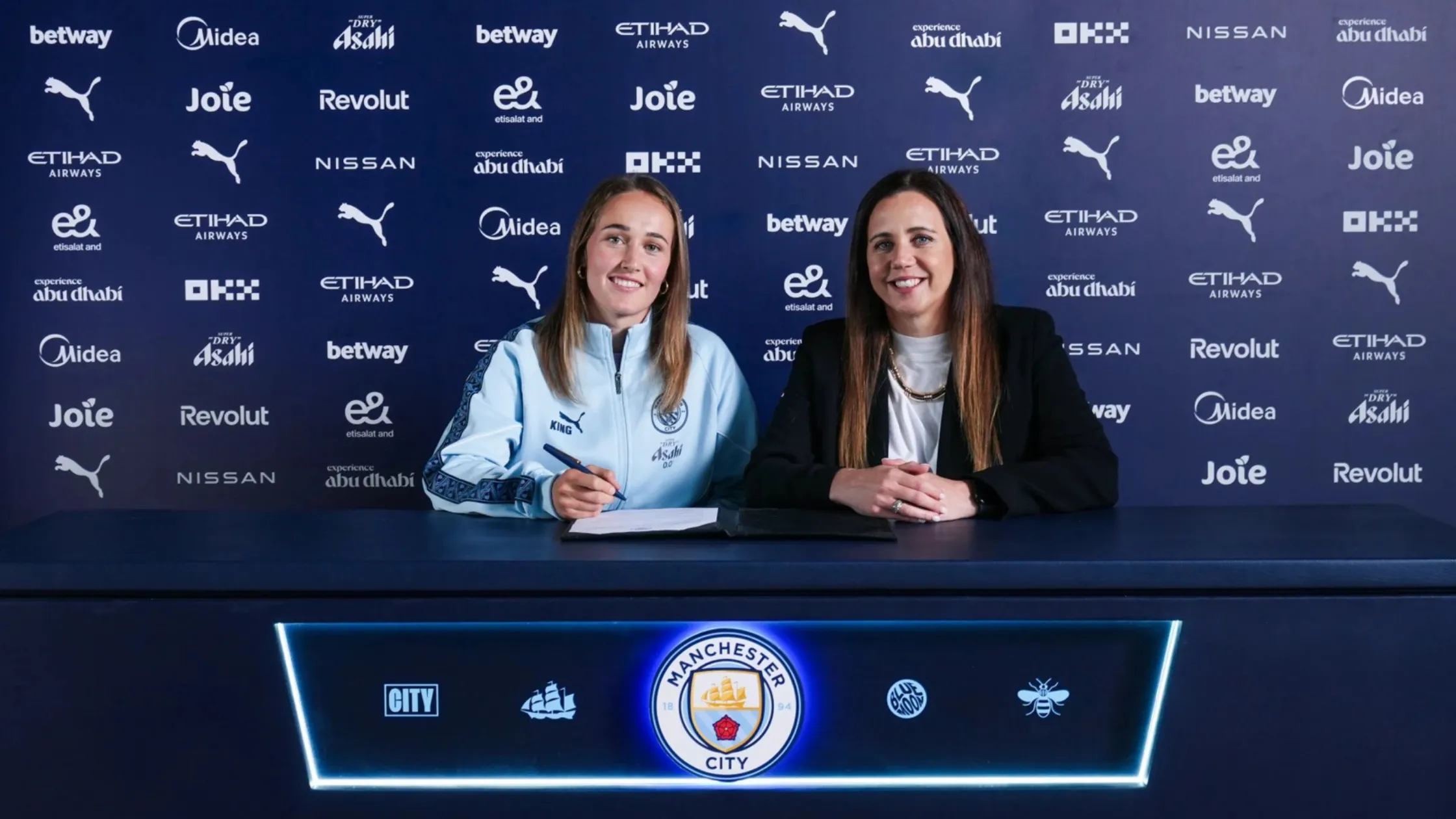 Ouro no Mercado Feminino: Sydney Lohmann Assina com o Manchester City