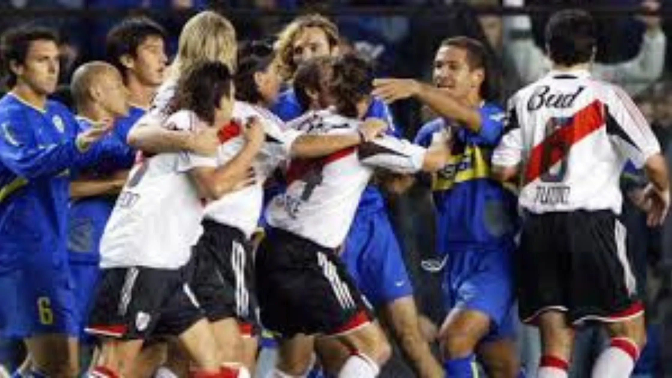 A Rivalidade Boca Juniors x River Plate: O Clássico que Divide uma Nação