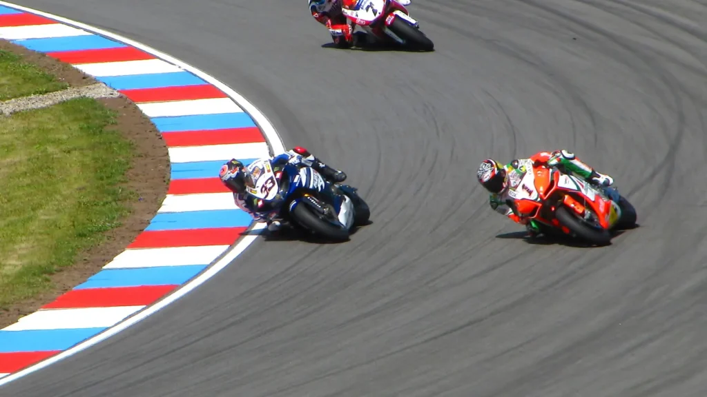Esportes a Motor a Nova Geração de Pilotos da MotoGP